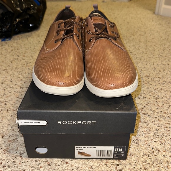rockport zaden plain toe